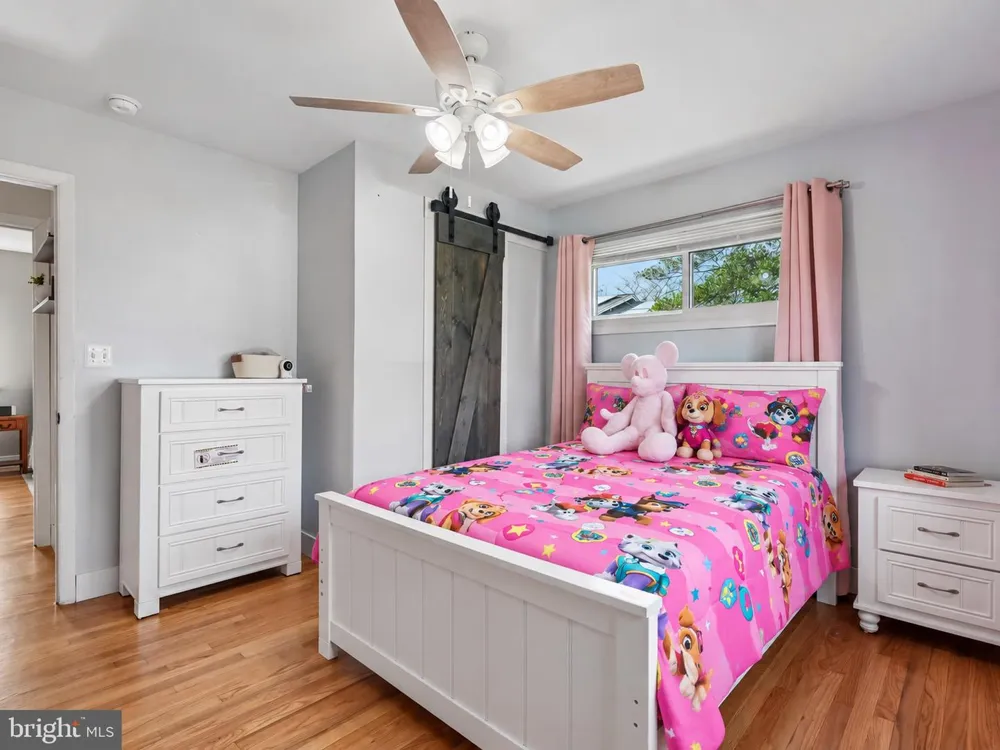 7704 HURON DRIVE Gainesville, VA 20155