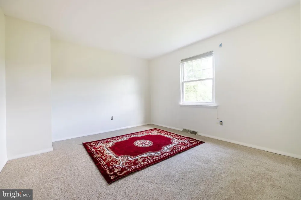 527 SPRINGHOUSE COURT Harrisburg, PA 17111