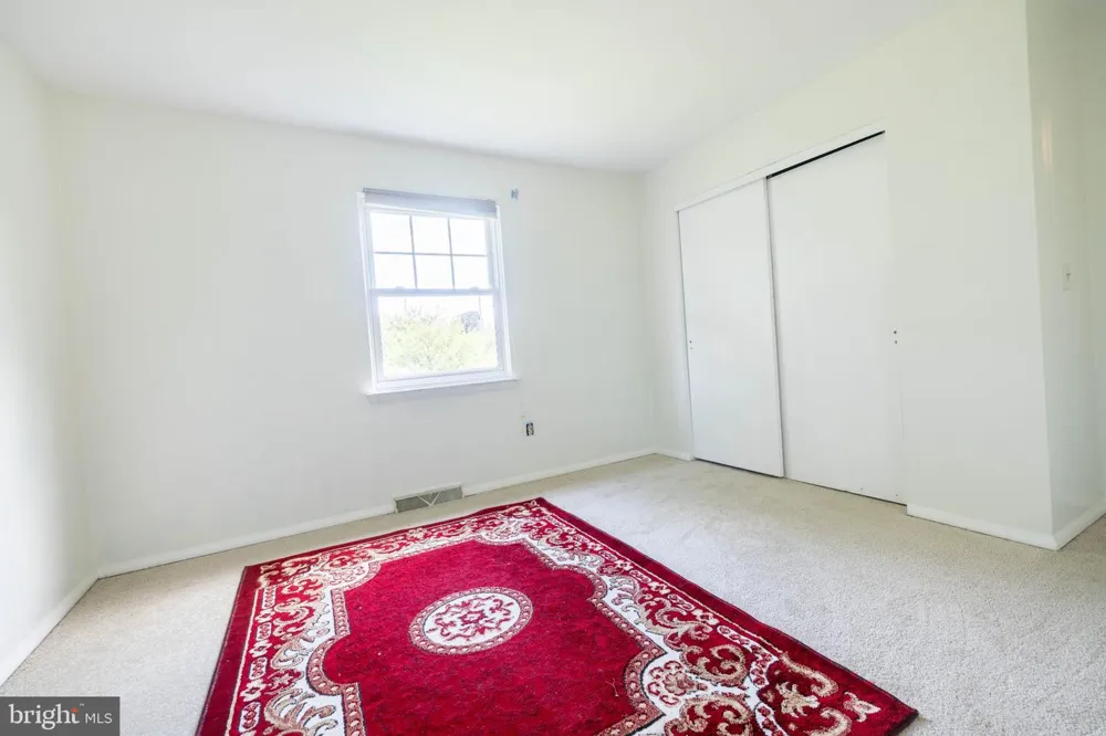 527 SPRINGHOUSE COURT Harrisburg, PA 17111