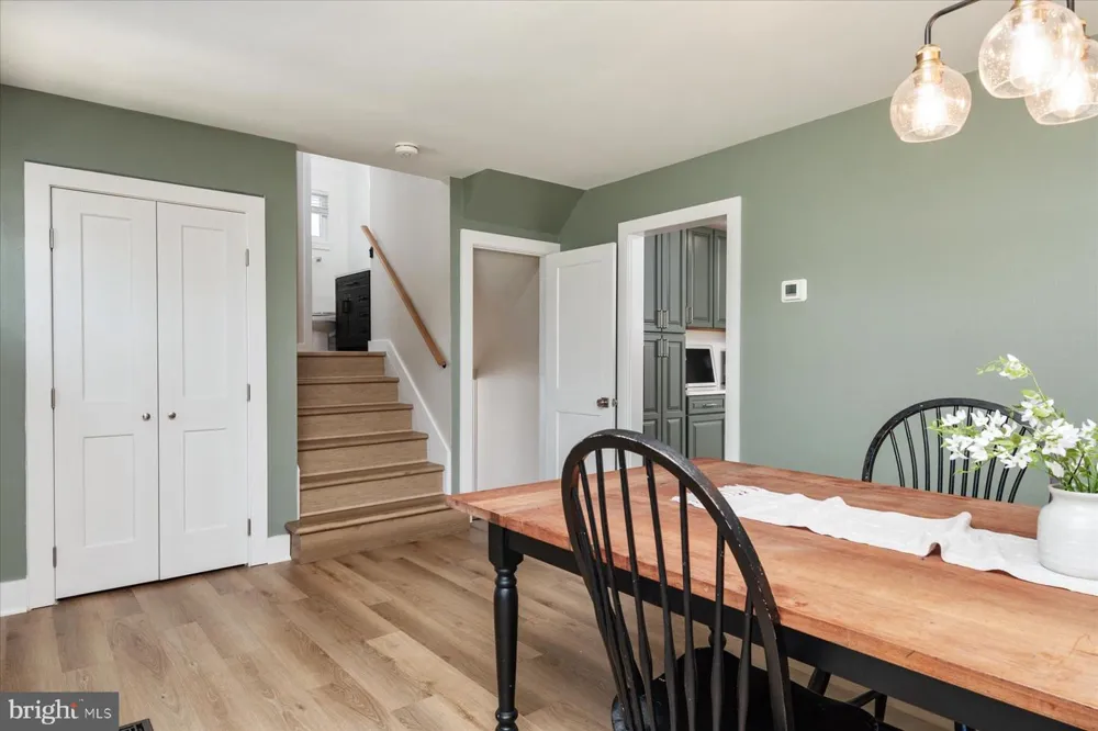 2 SUNSET CIRCLE Pasadena, MD 21122