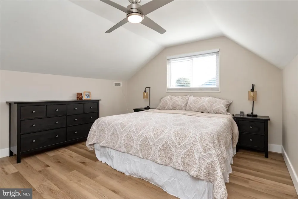 2 SUNSET CIRCLE Pasadena, MD 21122