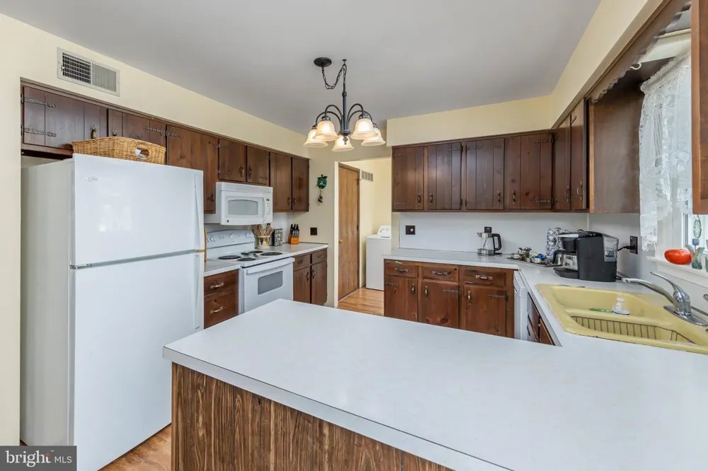 40 SICKLER STREET Quinton, NJ 08072