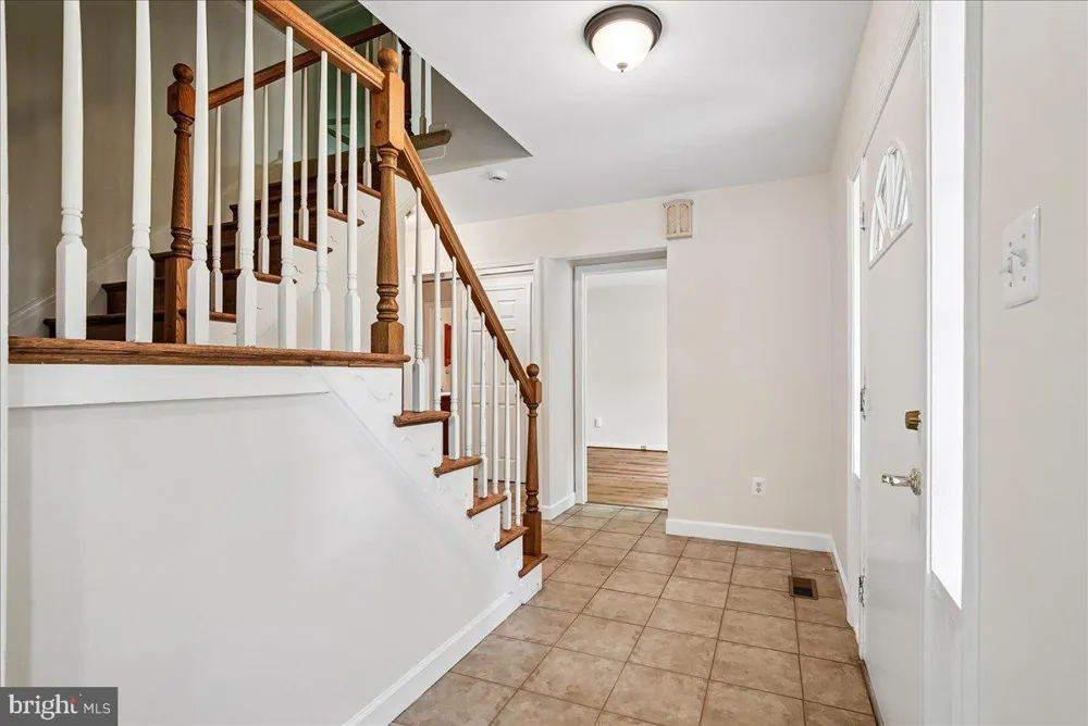 3215 AMBERLEY LANE Fairfax, VA 22031