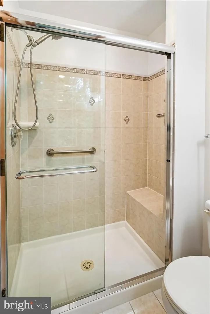 3215 AMBERLEY LANE Fairfax, VA 22031