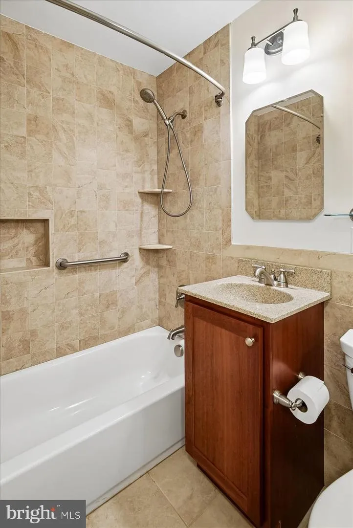 3215 AMBERLEY LANE Fairfax, VA 22031