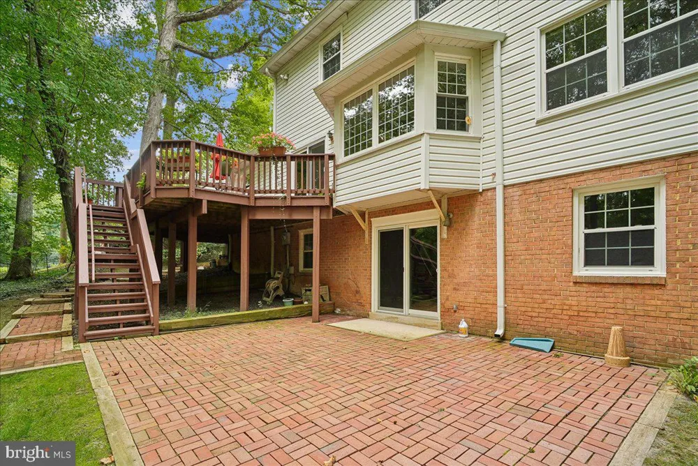 3215 AMBERLEY LANE Fairfax, VA 22031