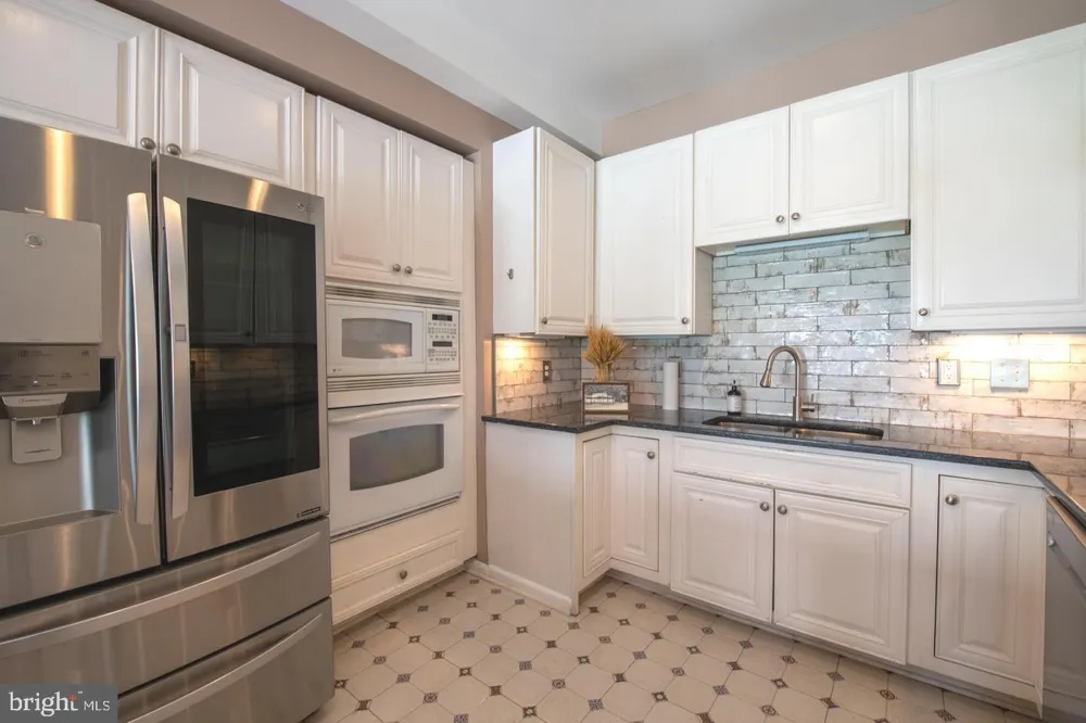 802 WALNUT AVENUE North Beach, MD 20714