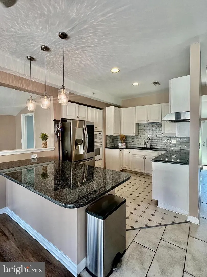 802 WALNUT AVENUE North Beach, MD 20714