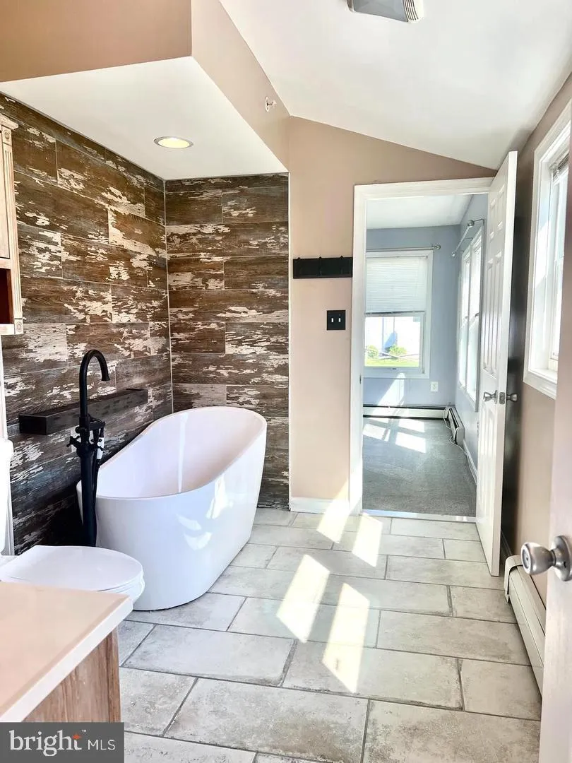 802 WALNUT AVENUE North Beach, MD 20714