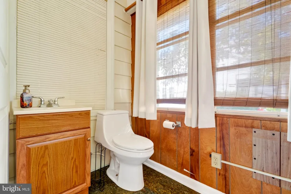 446 SOUTH STREET Oxford, PA 19363