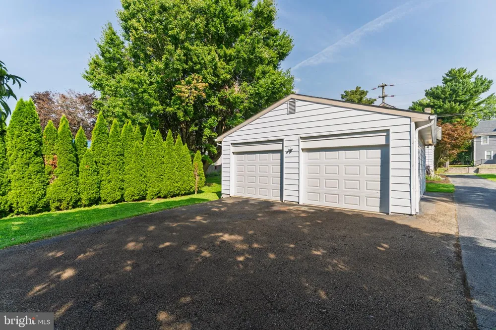 446 SOUTH STREET Oxford, PA 19363