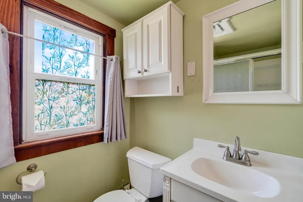 446 SOUTH STREET Oxford, PA 19363