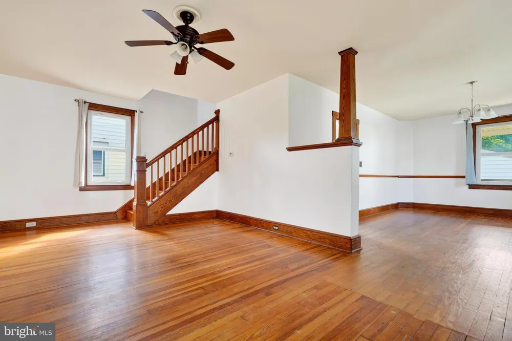 446 SOUTH STREET Oxford, PA 19363