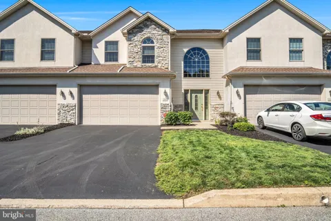 2197 BORDEAUX COURT