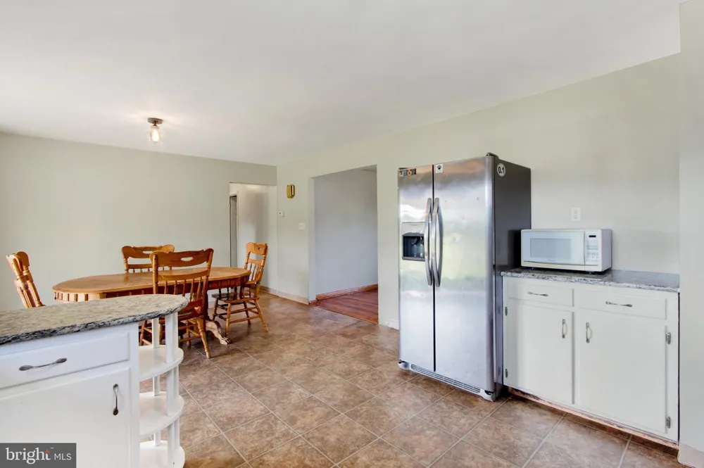 3237 BULL ROAD York, PA 17408