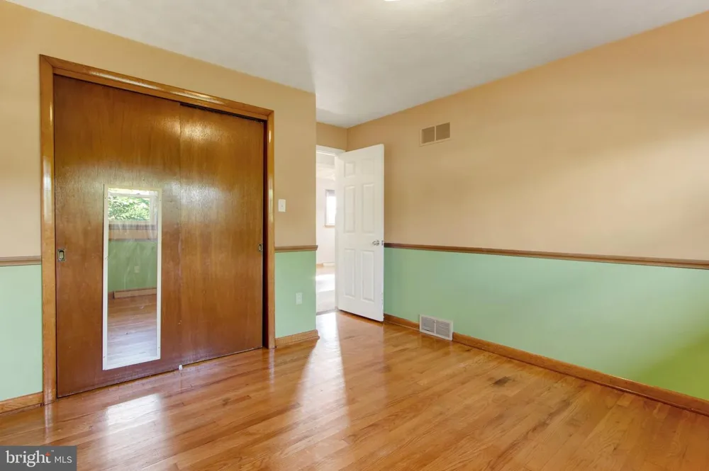 3237 BULL ROAD York, PA 17408