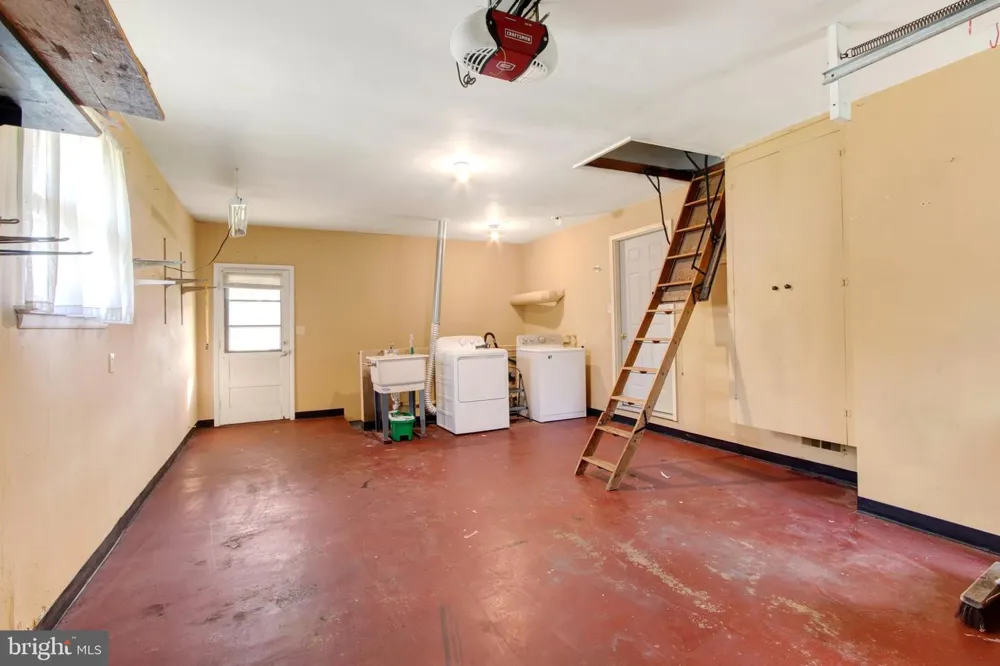 3237 BULL ROAD York, PA 17408