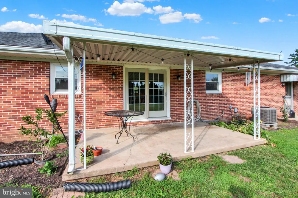 3237 BULL ROAD York, PA 17408
