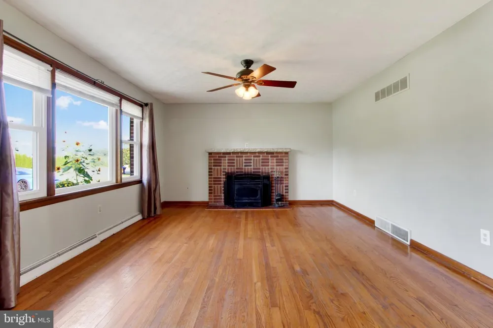 3237 BULL ROAD York, PA 17408
