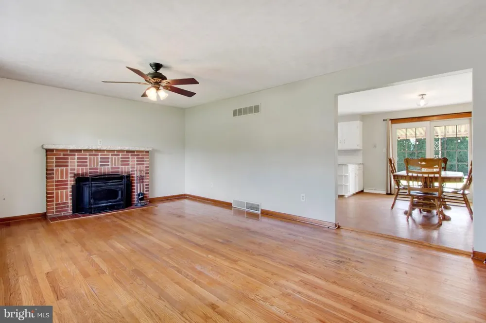 3237 BULL ROAD York, PA 17408
