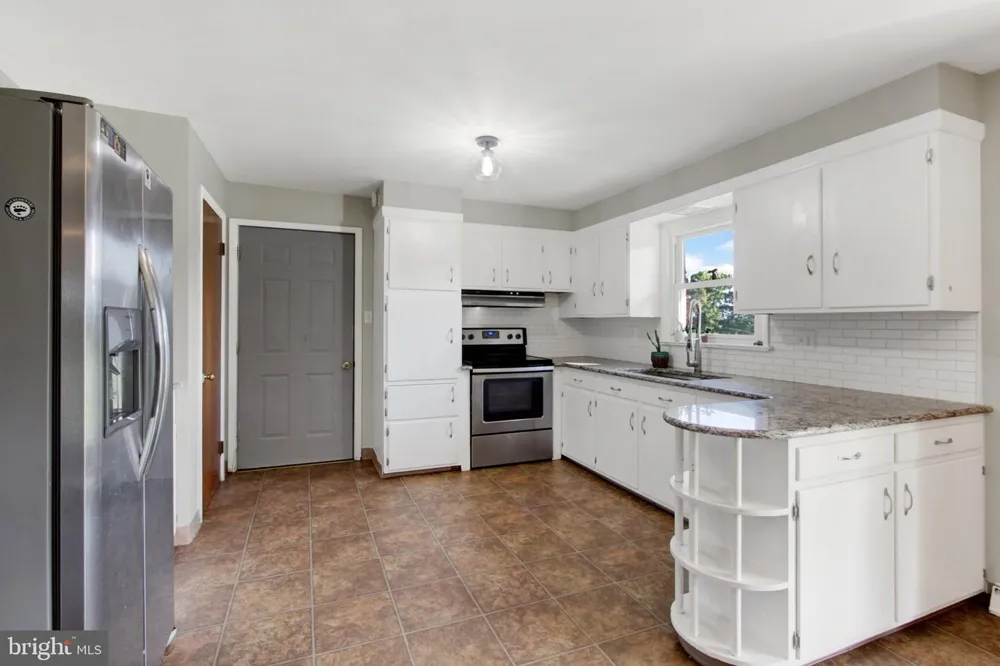 3237 BULL ROAD York, PA 17408