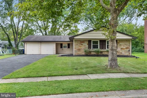 38 NORTHGATE LANE