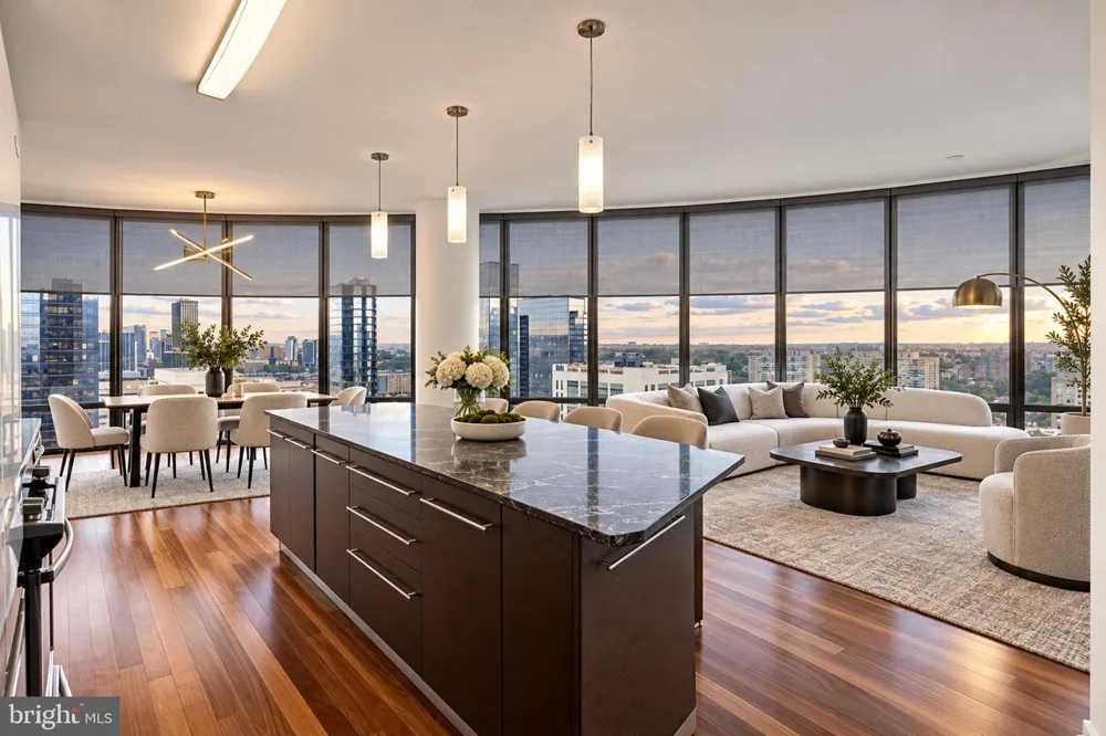 2101 MARKET STREET #1702 Philadelphia, PA 19103