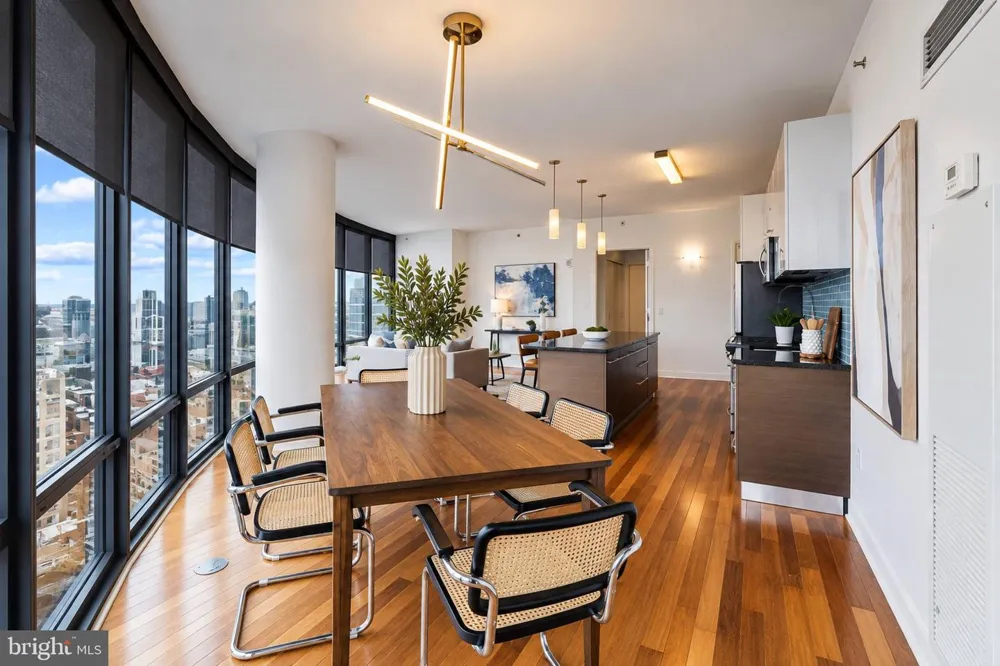 2101 MARKET STREET #1702 Philadelphia, PA 19103