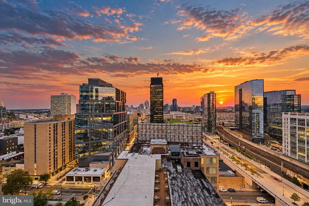 2101 MARKET STREET #1702 Philadelphia, PA 19103