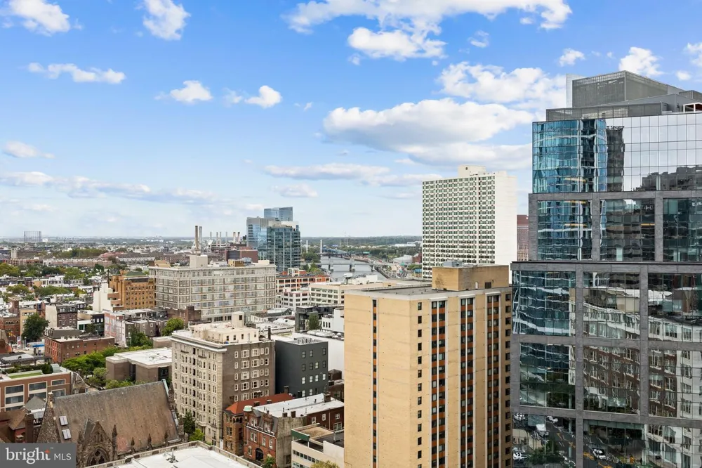 2101 MARKET STREET #1702 Philadelphia, PA 19103