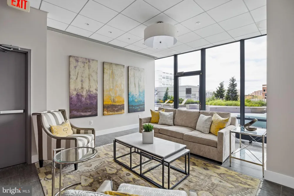 2101 MARKET STREET #1702 Philadelphia, PA 19103