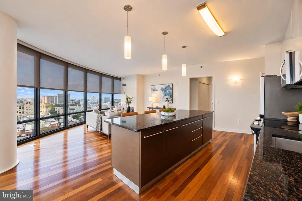2101 MARKET STREET #1702 Philadelphia, PA 19103