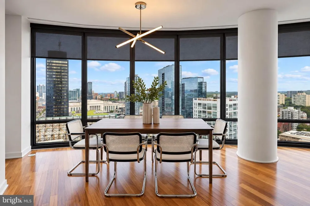 2101 MARKET STREET #1702 Philadelphia, PA 19103