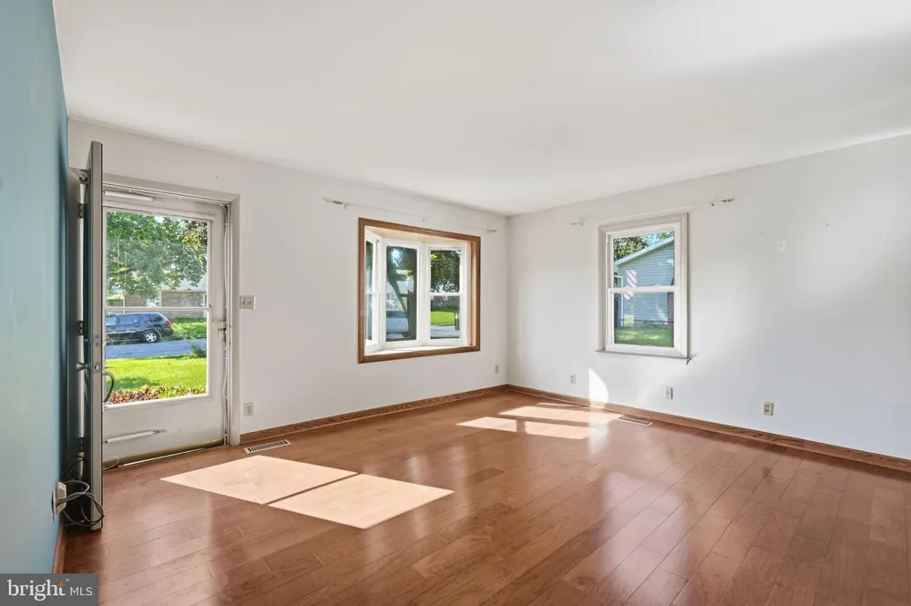 1045 CARROLL BOULEVARD Hagerstown, MD 21742