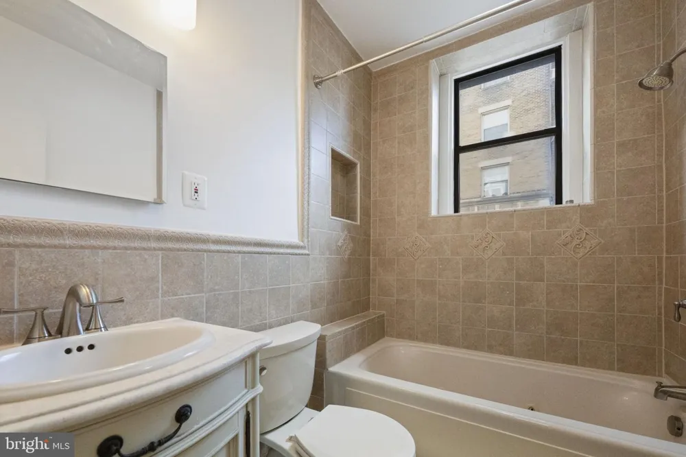 1669 COLUMBIA ROAD NW #2ND LEVEL Washington, DC 20009
