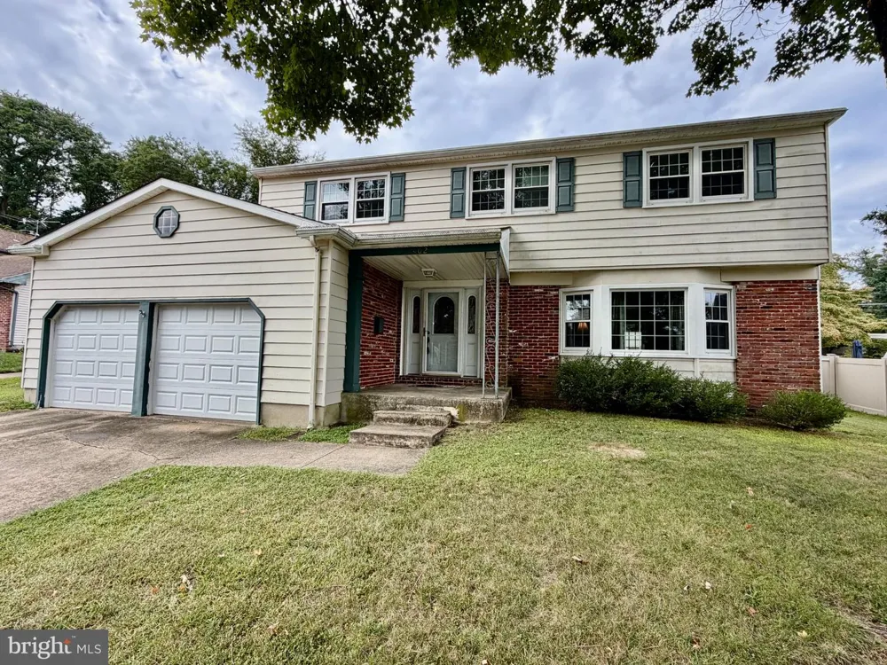 402 ST DAVID DRIVE Mount Laurel, NJ 08054