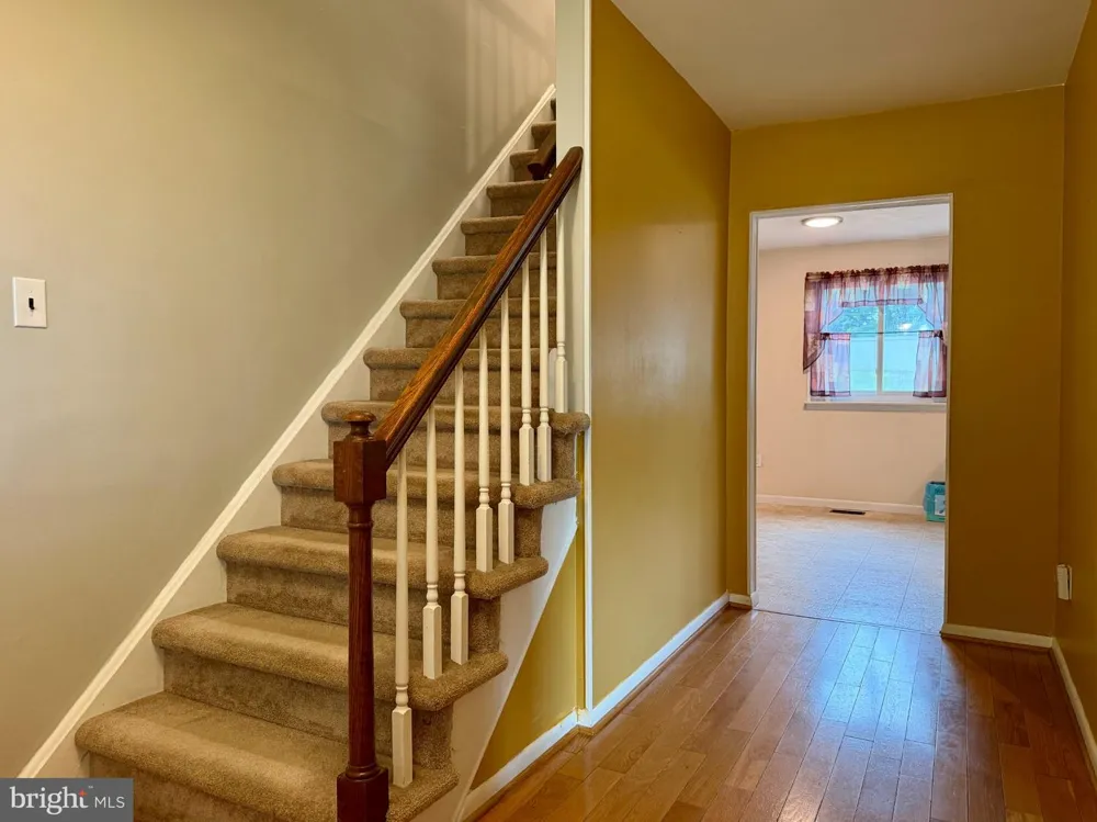 402 ST DAVID DRIVE Mount Laurel, NJ 08054