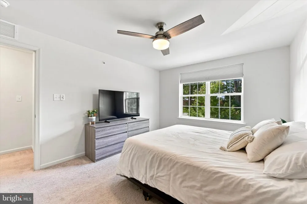 3553 NAAMANS DRIVE Claymont, DE 19703