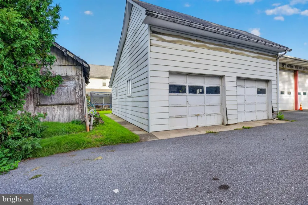 5124 3RD STREET Whitehall, PA 18052
