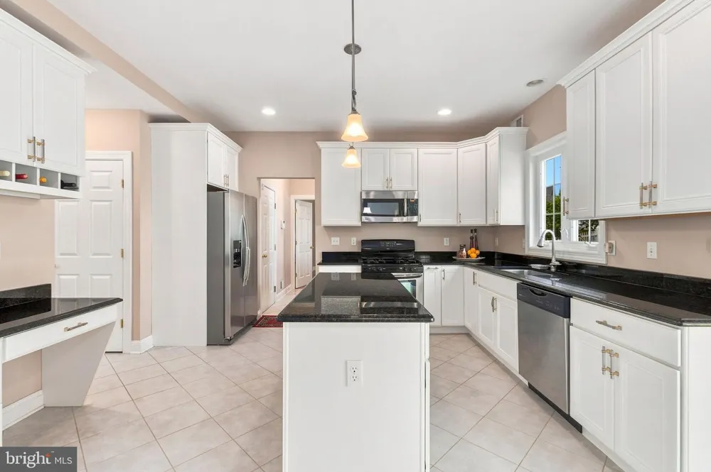 101 CHURCHILL AVENUE Somerset, NJ 08873