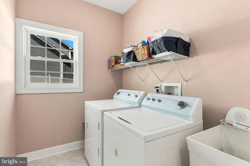 101 CHURCHILL AVENUE Somerset, NJ 08873