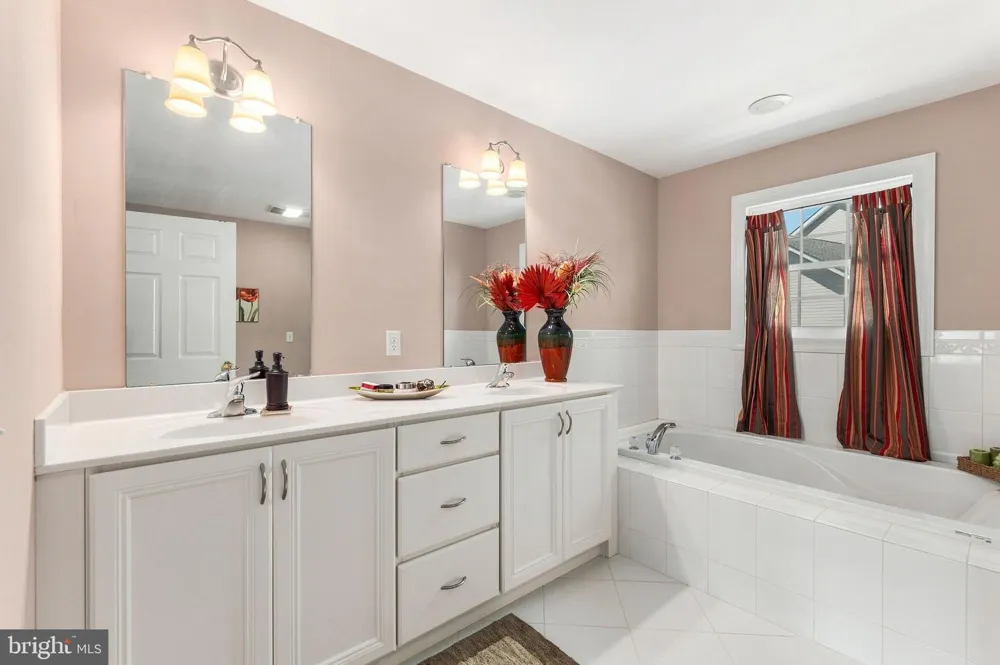 101 CHURCHILL AVENUE Somerset, NJ 08873