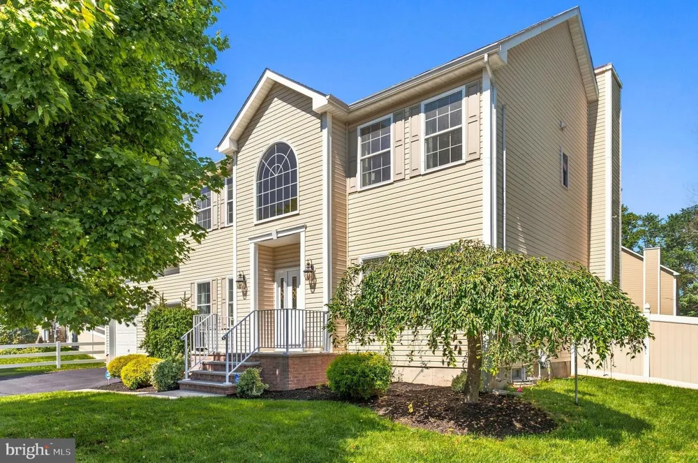 101 CHURCHILL AVENUE Somerset, NJ 08873