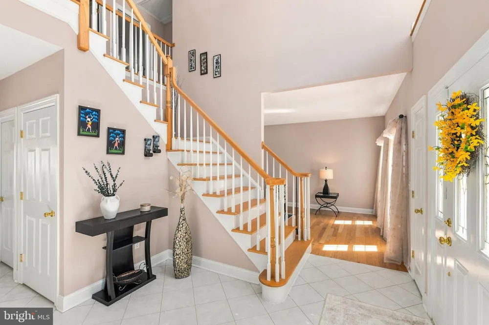 101 CHURCHILL AVENUE Somerset, NJ 08873