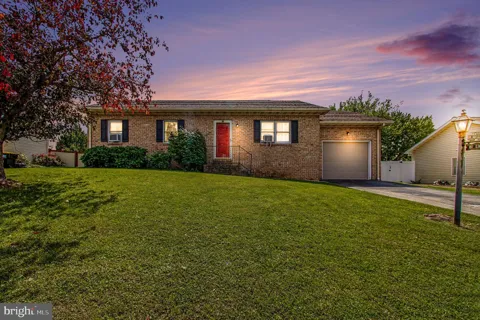 81 LION DR.