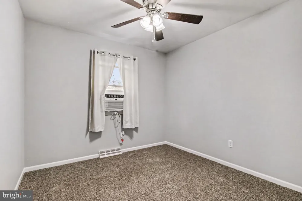 81 LION DR. Hanover, PA 17331