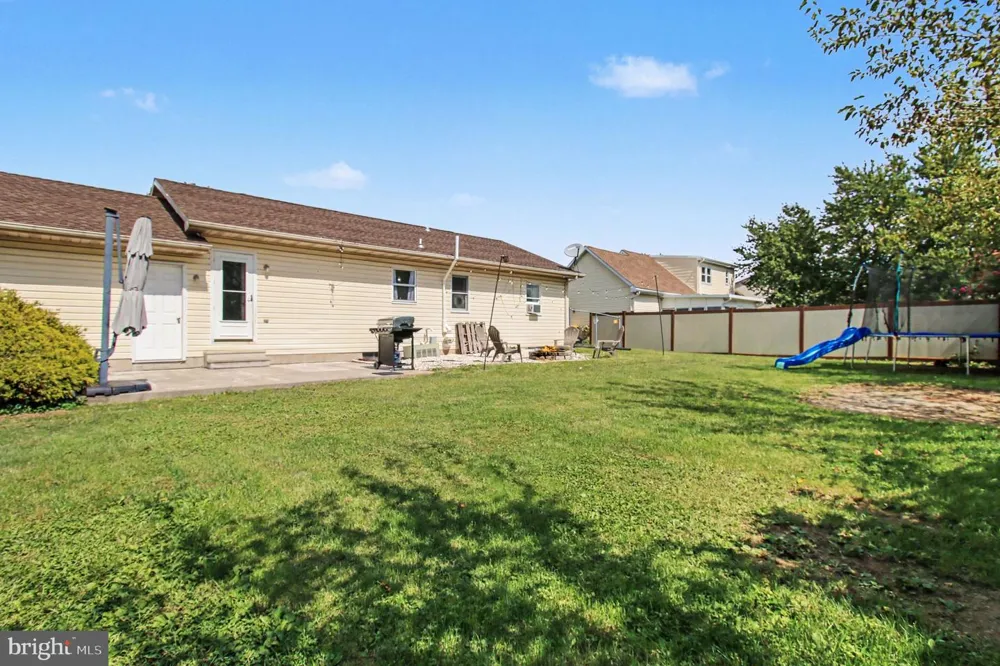 81 LION DR. Hanover, PA 17331