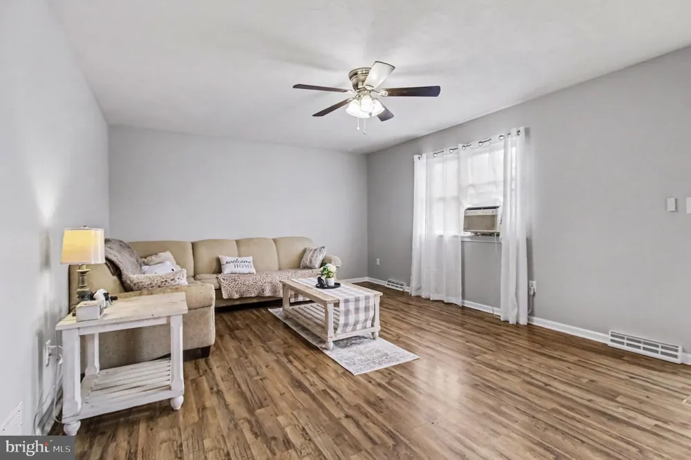 81 LION DR. Hanover, PA 17331