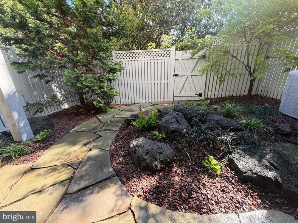 2131 SCOTT STREET Arlington, VA 22209