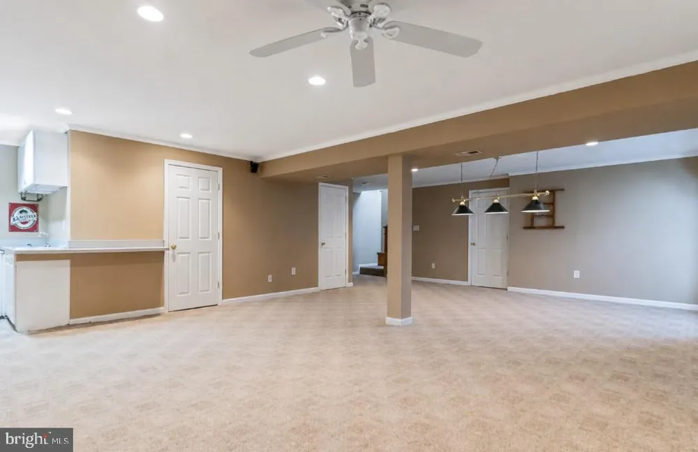1721 GRANDE VIEW AVENUE Severn, MD 21144